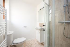 En-Suite- click for photo gallery